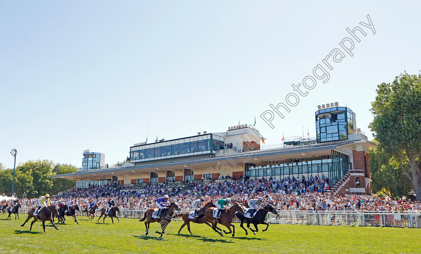 Celestin-0003 
 CELESTIN (Kieran Shoemark) wins The Grand Handicap de Deauville
Deauville 7 Aug 2022 - Pic Steven Cargill / Racingfotos.com