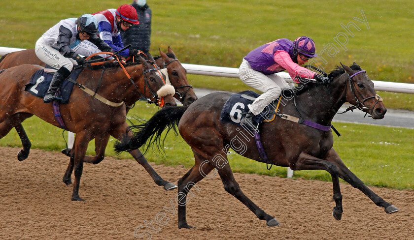 Diamond-Jill-0003 
 DIAMOND JILL (Richard Kingscote) wins The EBC Group Your Workplace Technology Partner Handicap
Wolverhampton 24 May 2021 - Pic Steven Cargill / Racingfotos.com