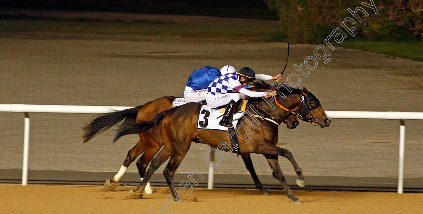 El-Chapo-0001 
 EL CHAPO (Luke Morris) beats RACING COUNTRY (farside) in The UAE 2000 Guineas Trial Div2 Meydan 25 Jan 2018 - Pic Steven Cargill / Racingfotos.com