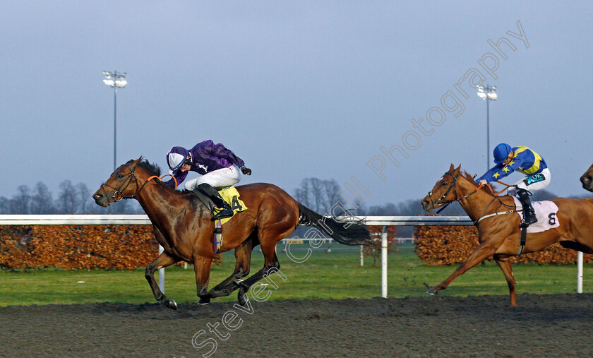 Clase-Azul-Ultra-0005 
 CLASE AZUL ULTRA (Rossa Ryan) wins The Unibet Horserace Betting Operator of The Year Maiden Stakes
Kempton 16 Feb 2022 - Pic Steven Cargill / Racingfotos.com