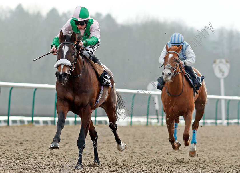 Lady-Perignon-0005 
 LADY PERIGNON (Jason Watson) beats MISSISSIPPI MISS (right) in The 32Red.com Fillies Handicap Lingfield 13 Jan 2018 - Pic Steven Cargill / Racingfotos.com