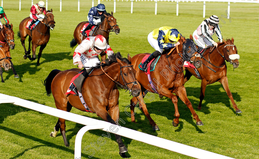 Silastar-0004 
 SILASTAR (left, Ryan Moore) beats MAGICAL MILE (2nd right) in The Be Lucky With The Racehorse Lotto Handicap
Sandown 25 May 2023 - Pic Steven Cargill / Racingfotos.com