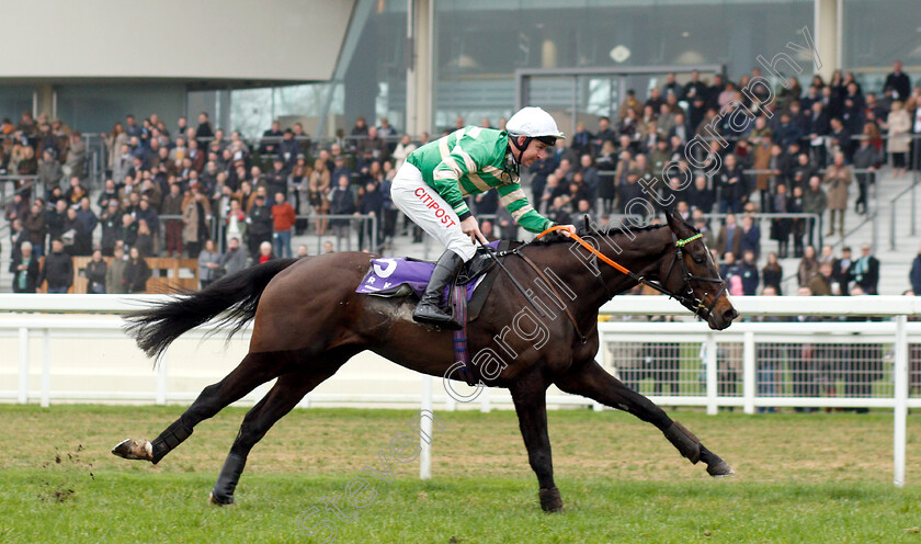 Belargus-0005 
 BELARGUS (Leighton Aspell) wins The Rosling King Juvenile Hurdle
Ascot 19 Jan 2019 - Pic Steven Cargill / Racingfotos.com