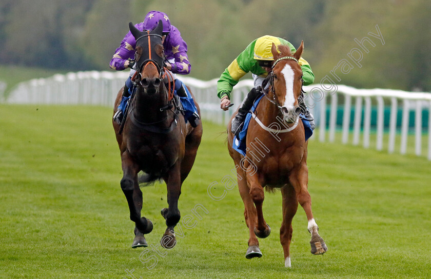 Ey-Up-Its-Jazz-0001 
 EY UP ITS JAZZ (right, Ray Dawson) beats AUTUMN ANGEL (left) in The Carling Handicap
Leicester 29 Apr 2023 - Pic Steven Cargill / Racingfotos.com