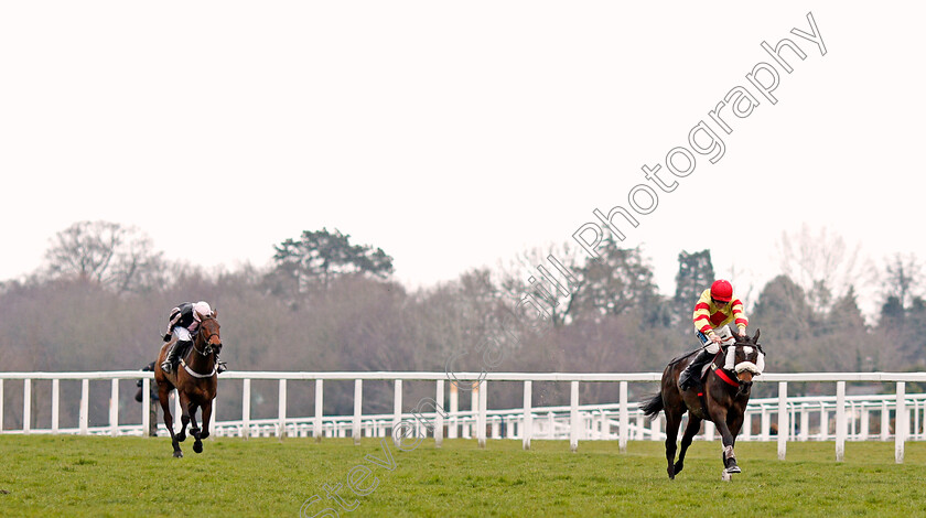 Sir-Will-0001 
 SIR WILL (Richard Patrick) wins The Iron Stand Conditional Jockeys Handicap Hurdle Ascot 25 Mar 2018 - Pic Steven Cargill / Racingfotos.com