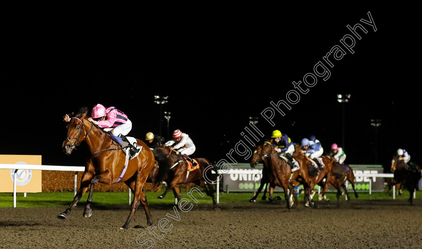 Bowmark-0004 
 BOWMARK (Kieran Shoemark) wins The Unibet EBF Novice Stakes Div2
Kempton 4 Dec 2024 - pic Steven Cargill / Racingfotos.com