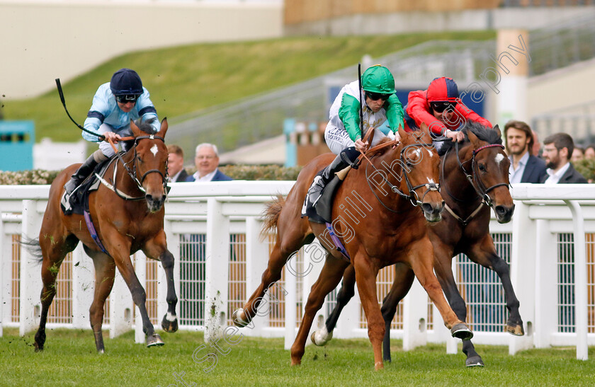 Bakeel-0007 
 BAKEEL (centre, Jack Mitchell) beats WHISTLE AND FLUTE (right) in The Royal Ascot Two-Year-Old Trial Conditions Stakes
Ascot 27 Apr 2022 - Pic Steven Cargill / Racingfotos.com