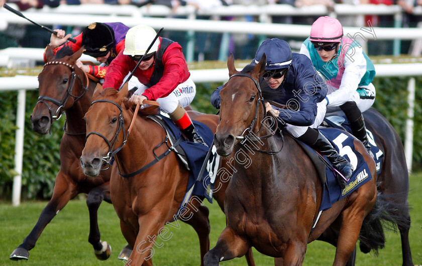 Fleeting-0004 
 FLEETING (right, Donnacha O'Brien) beats STAR TERMS (2nd left) in The William Hill May Hill Stakes
Doncaster 13 Sep 2018 - Pic Steven Cargill / Racingfotos.com