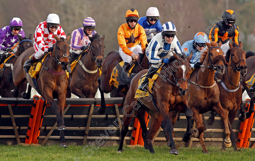 Kepagge-0002 
 KEPAGGE (centre, Tom Scudamore) with PILEON (left) KAIZER (2nd right) and THIBAULT (right)
Ascot 20 Feb 2021 - Pic Steven Cargill / Racingfotos.com