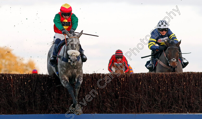 Law-Of-Supply-0002 
 LAW OF SUPPLY (left, Jonathan Burke) wins The Copybet UK Handicap Chase
Ascot 22 Nov 2024 - Pic Steven Cargill / Racingfotos.com