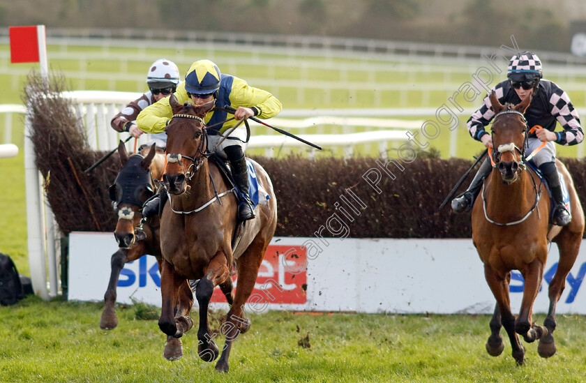 Nine-Graces-0002 
 NINE GRACES (Finley Maguire) wins The Sky Bet Amateur National Handicap Chase
Punchestown 12 Jan 2025 - Pic Steven Cargill / Racingfotos.com