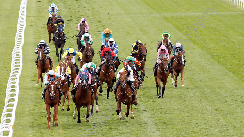 Timoshenko-0003 
 TIMOSHENKO (left, Luke Morris) beats SEINESATIONAL (pink sleeves) in The Unibet Goodwood Handicap
Goodwood 31 Jul 2019 - Pic Steven Cargill / Racingfotos.com