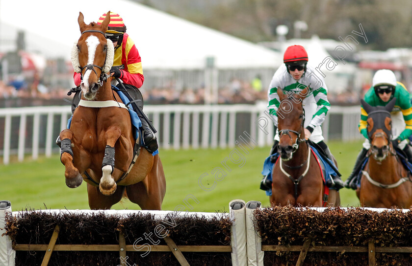 Lookaway-0002 
 LOOKAWAY (Jack Quinlan)
Aintree 12 Apr 2024 - Pic Steven Cargill / Racingfotos.com