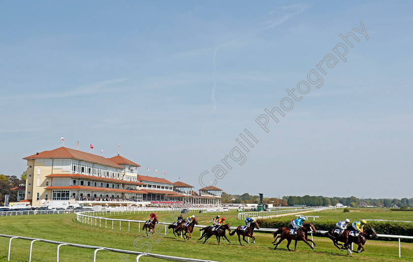 Baden-0004 
 Racing away from the stands
Baden Baden 1 Sep 2024 - Pic Steven Cargill / Racingfotos.com