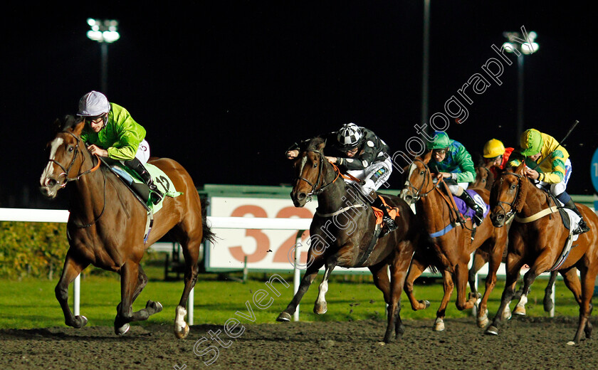 Beatisa-0001 
 BEATISA (Richard Kingscote) wins The 32Red On The App Store Handicap Kempton 4 Oct 2017 - Pic Steven Cargill / Racingfotos.com