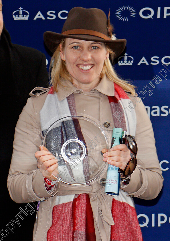 Ruth-Jefferson-0001 
 RUTH JEFFERSON after The Betfair Ascot Chase won by WAITING PATIENTLY Ascot 17 Feb 2018 - Pic Steven Cargill / Racingfotos.com