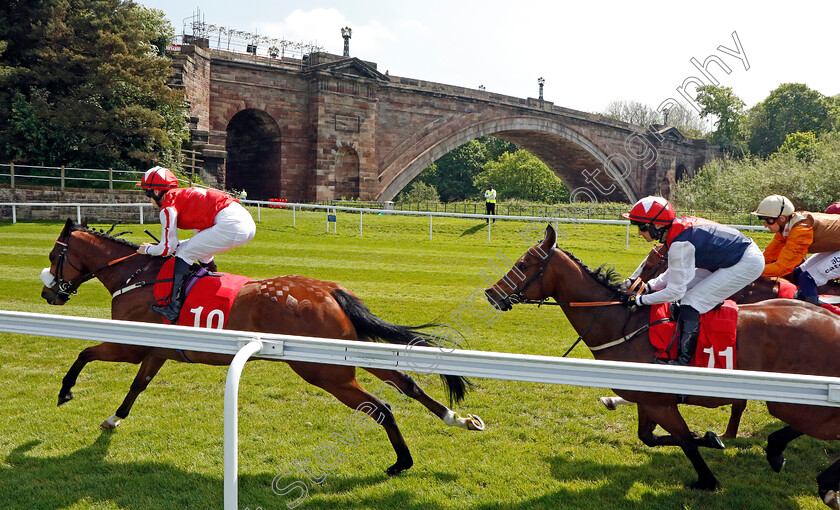 Night-On-Earth-0001 
 NIGHT ON EARTH (Richard Kingscote)
Chester 8 May 2024 - Pic Steven Cargill / Racingfotos.com