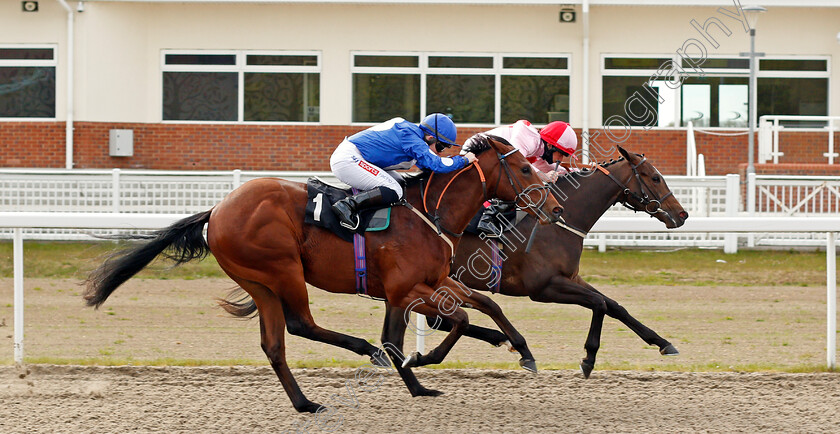 Barging-Thru-0007 
 BARGING THRU (nearside, Hollie Doyle) beats TIPPY TOES (farside) in The tote Placepot First Bet Of The Day EBF Restricted Novice Stakes
Chelmsford 29 Apr 2021 - Pic Steven Cargill / Racingfotos.com