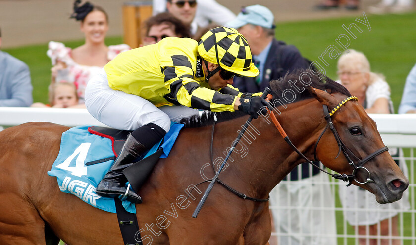 Miss-Fascinator-0002 
 MISS FASCINATOR (Silvestre de Sousa) wins The John Guest Racing British EBF Fillies Novice Stakes
Ascot 26 Jul 2024 - Pic Steven Cargill / Racingfotos.com