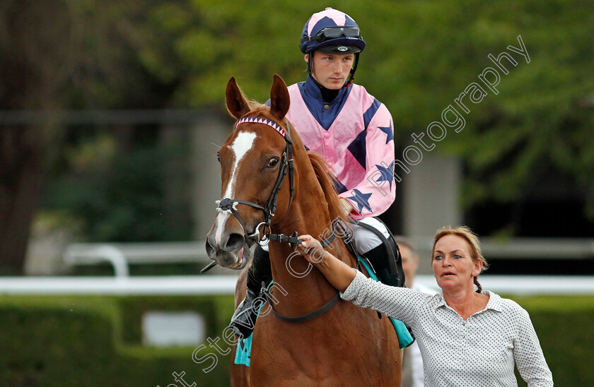 Hello-Miss-Lady-0001 
 HELLO MISS LADY (Rhys Clutterbuck)
Kempton 28 Aug 2024 - Pic Steven Cargill / Racingfotos.com