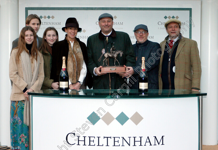 Glory-And-Fortune-0008 
 Presentation for The EBF Stallions & Cheltenham Pony Club Standard Open National Hunt Flat Race won by GLORY AND FORTUNE
Cheltenham 1 Jan 2019 - Pic Steven Cargill / Racingfotos.com