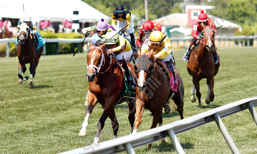 Eons-0001 
 EONS (right, Javier Castellano) beats LARGENT (left) in Allowance
Pimlico, Baltimore USA, 17 May 2019 - Pic Steven Cargill / Racingfotos.com