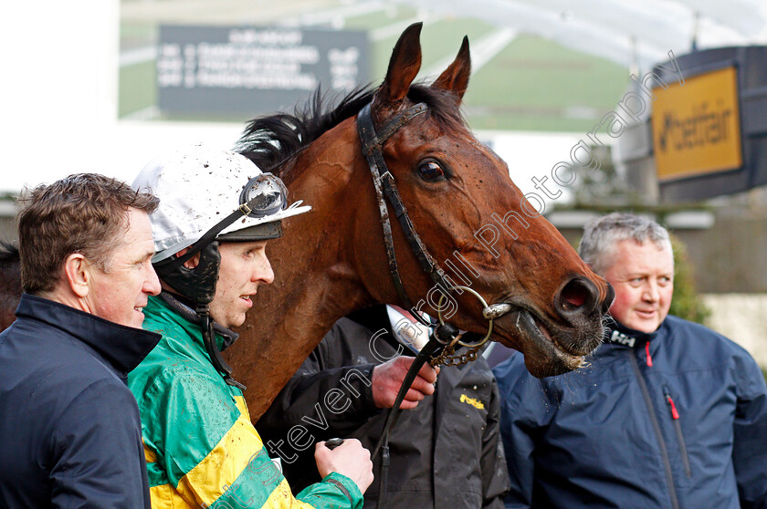 Fakir-D Oudairies-0008 
 FAKIR D'OUDAIRIES (Mark Walsh) after The Betfair Ascot Chase
Ascot 19 Feb 2022 - Pic Steven Cargill / Racingfotos.com