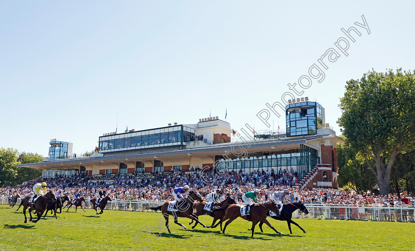 Celestin-0001 
 CELESTIN (Kieran Shoemark) wins The Grand Handicap de Deauville
Deauville 7 Aug 2022 - Pic Steven Cargill / Racingfotos.com