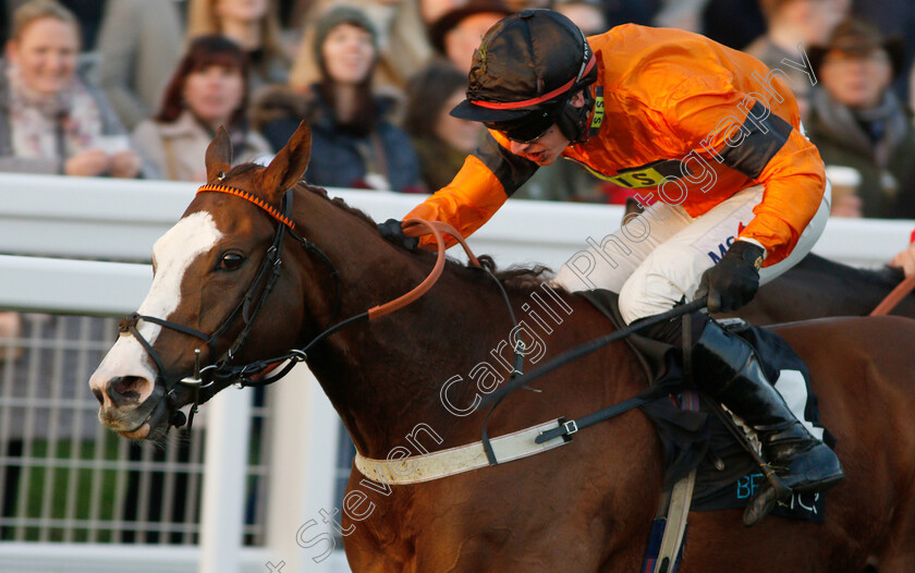 Speedo-Boy-0006 
 SPEEDO BOY (Tom O'Brien) wins The BetVictor Intermediate Handicap Hurdle
Cheltenham 17 Nov 2018 - Pic Steven Cargill / Racingfotos.com