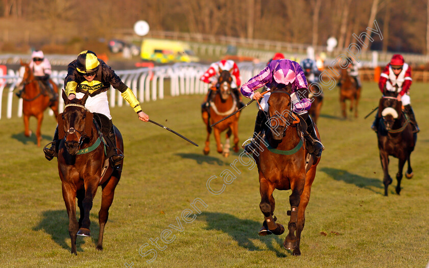 Oksana-0004 
 OKSANA (right, Jonathan England) beats ROMEO BROWN (left) in The Mansionbet Best Odds Guaranteed Handicap Hurdle
Market Rasen 19 Apr 2021 - Pic Steven Cargill / Racingfotos.com