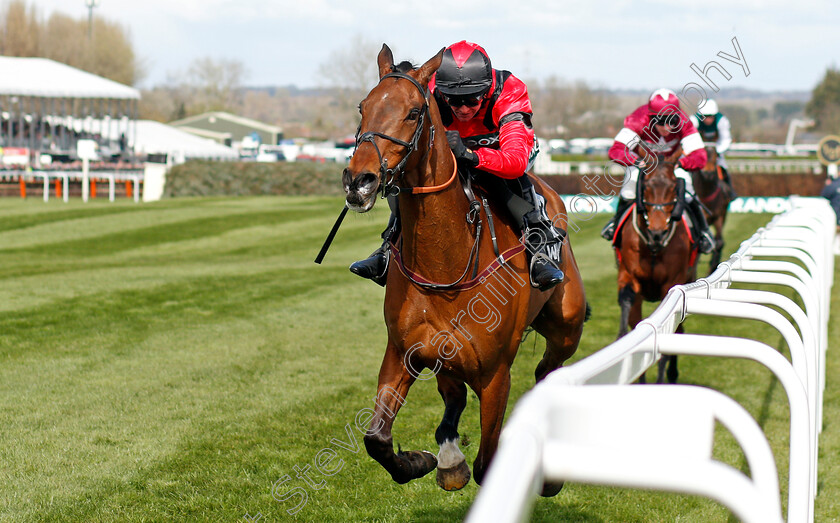 Ahoy-Senor-0009 
 AHOY SENOR (Derek Fox) wins The Betway Mildmay Novices Chase
Aintree 8 Apr 2022 - Pic Steven Cargill / Racingfotos.com