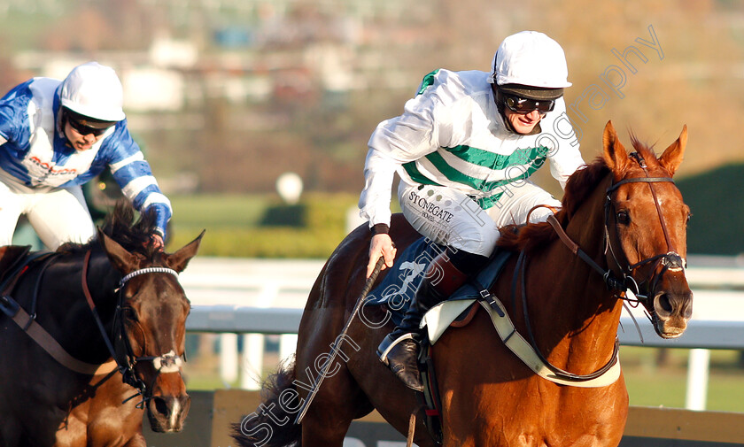 Baron-Alco-0005 
 BARON ALCO (Jamie Moore) wins The BetVictor Gold Cup
Cheltenham 17 Nov 2018 - Pic Steven Cargill / Racingfotos.com