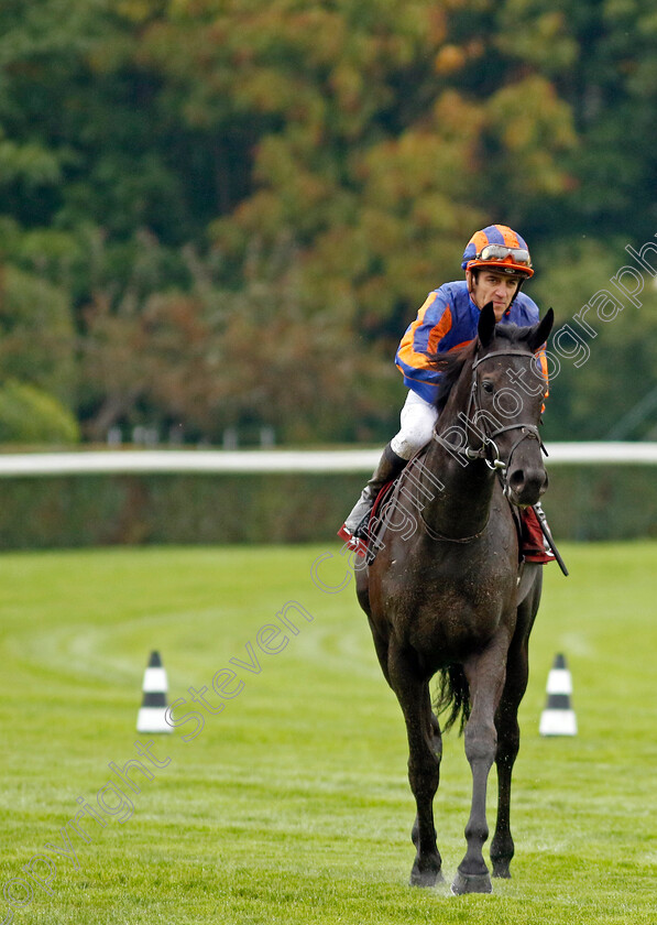 Camille-Pissarro-0009 
 CAMILLE PISSARRO (Christophe Soumillon) winner of The Qatar Prix Jean-Luc Lagadere
Longchamp 6 Oct 2024 - Pic Steven Cargill / Racingfotos.com