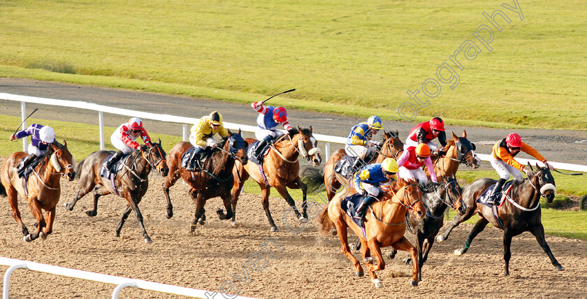 Hot-Hot-Hot-0001 
 HOT HOT HOT (centre, Phil Dennis) beats BLACKCURRENT (right) in The Betway Classified Stakes
Wolverhampton 3 Jan 2020 - Pic Steven Cargill / Racingfotos.com