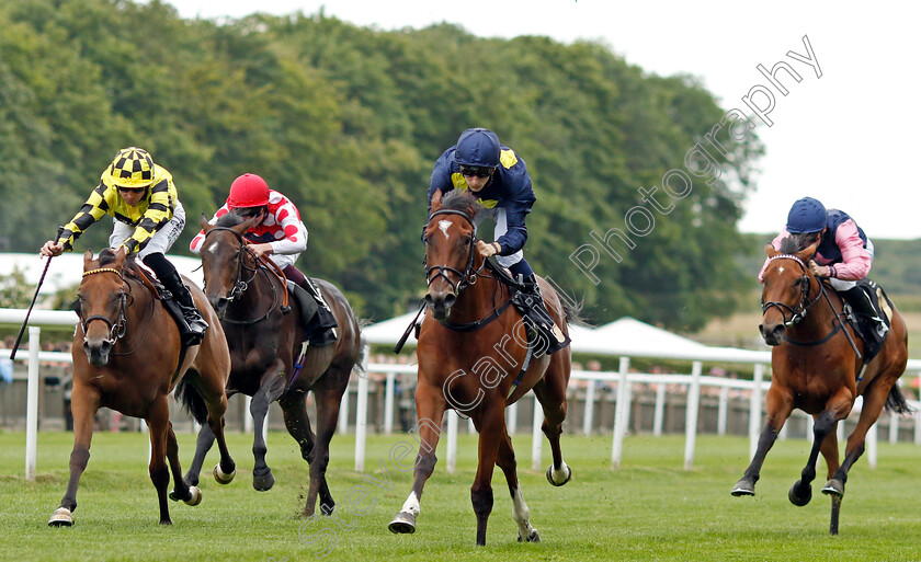 Mandurah-0002 
 MANDURAH (centre, Harry Davies) wins The Long Shot British EBF Fillies Novice Stakes
Newmarket 28 Jun 2024 - Pic Steven Cargill / Racingfotos.com