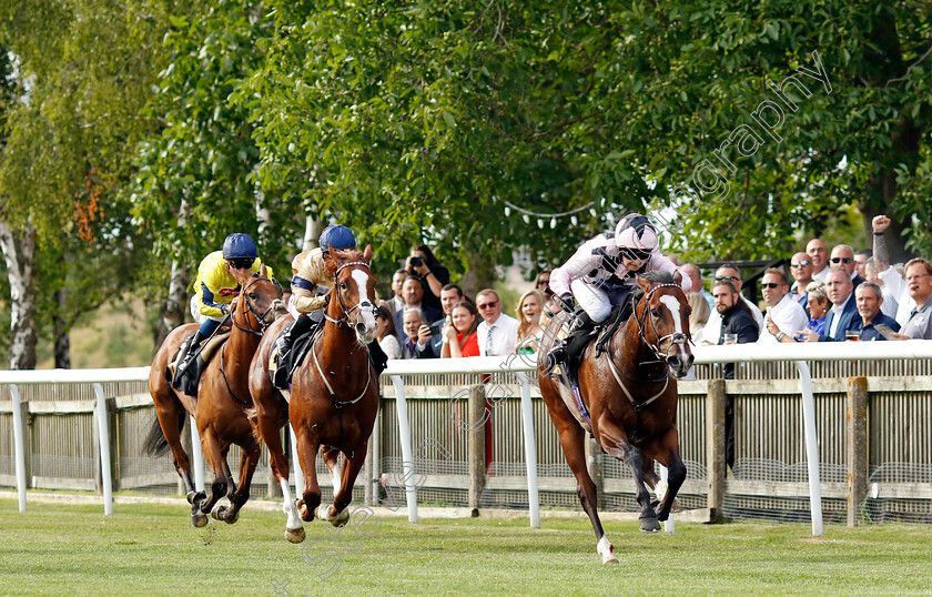 Streets-Of-Gold-0002 
 STREETS OF GOLD (Georgia Dobie) wins The British Stallion Studs EBF Restricted Novice Stakes
Newmarket 22 Jul 2022 - Pic Steven Cargill / Racingfotos.com