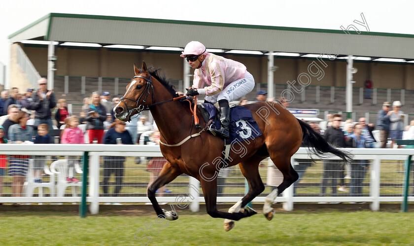 Take-It-Down-Under-0003 
 TAKE IT DOWN UNDER (Silvestre De Sousa) wins The Haven Seashore Holiday Handicap
Yarmouth 23 Apr 2019 - Pic Steven Cargill / Racingfotos.com