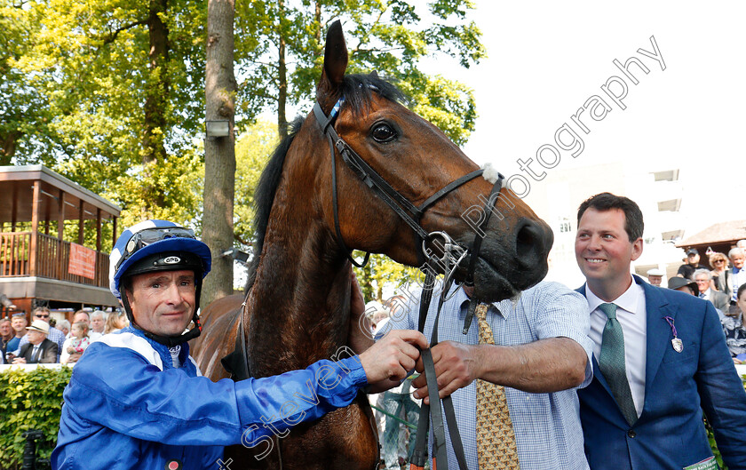 Battaash-0011 
 BATTAASH (Dane O'Neill) with Charles Hills after The Armstrong Aggregates Temple Stakes
Haydock 26 May 2018 - Pic Steven Cargill / Racingfotos.com