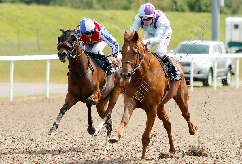 Courtside-0001 
 COURTSIDE (right, Jamie Spencer) beats LADY ALAVESA (left) in The Bet totequadpot At totesport.com Handicap
Chelmsford 13 Jun 2018 - Pic Steven Cargill / Racingfotos.com