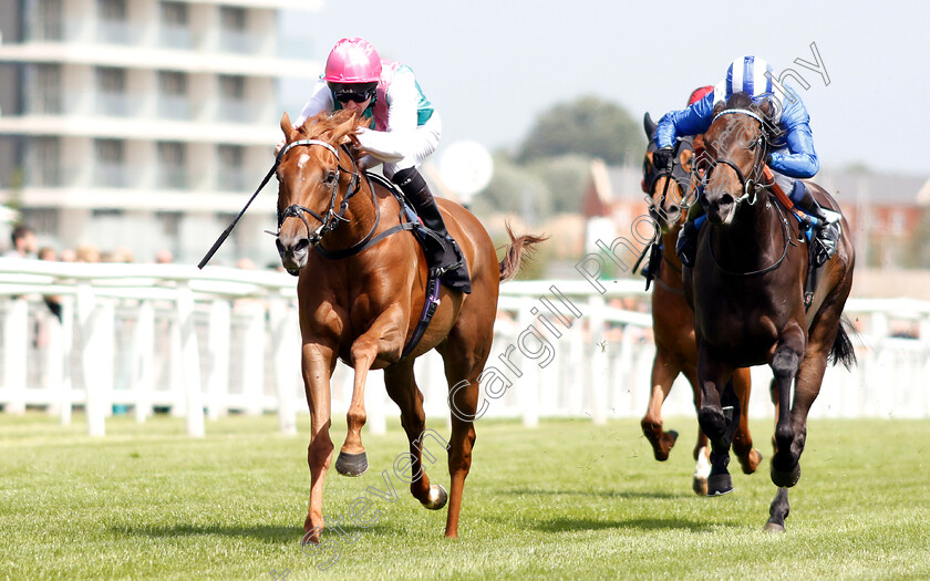 Scottish-Jig-0004 
 SCOTTISH JIG (Robert Havlin) beats WATHEEQA (right) in The Crossland British EBF Confined Fillies Novice Stakes Div2
Newbury 14 Jun 2018 - Pic Steven Cargill / Racingfotos.com