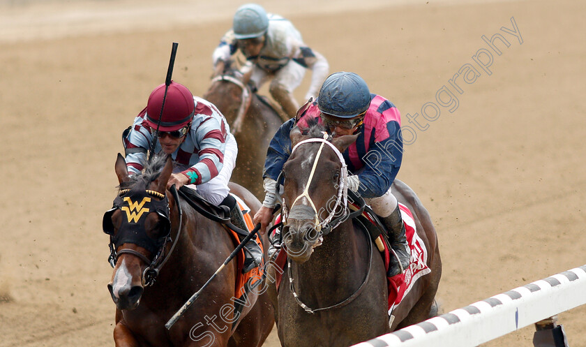 Our-Braintrust-0004 
 OUR BRAINTRUST (right, Javier Castellano) beats MAE NEVER NO (left) in The Tremont Stakes
Belmont Park 8 Jun 2018 - Pic Steven Cargill / Racingfotos.com