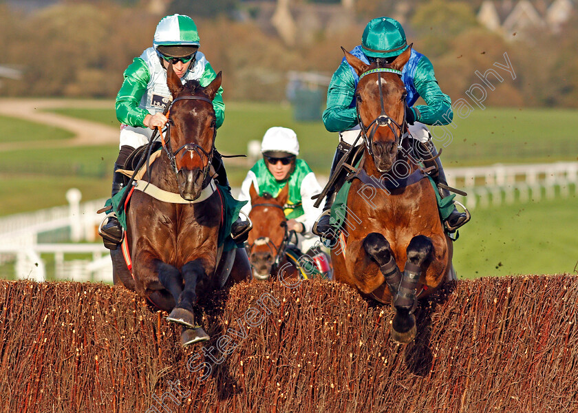 Double-Treasure-0001 
 DOUBLE TREASURE (left, Gavin Sheehan) beats MIDNIGHT SHOT (right) in The Royal Gloucestershire Hussars Novices Chase Cheltenham 28 oct 2017 - Pic Steven Cargill / Racingfotos.com