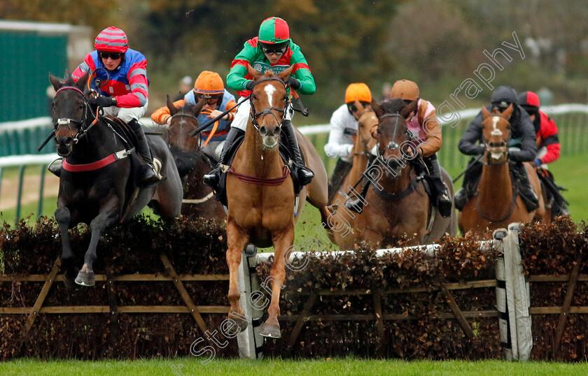 El-Saviour-0001 
 EL SAVIOUR (centre, Tom Cannon) beats MYFANWY'S MAGIC (left, Harry Atkins) in The Denis O'Connell Memorial National Hunt Novices Hurdle
Warwick 22 Nov 2023 - Pic Steven Cargill / Racingfotos.com