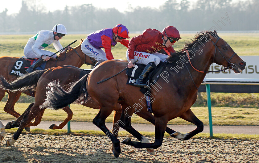 Mr-Owen-0003 
 MR OWEN (Jamie Spencer) Lingfield 24 Feb 2018 - Pic Steven Cargill / Racingfotos.com