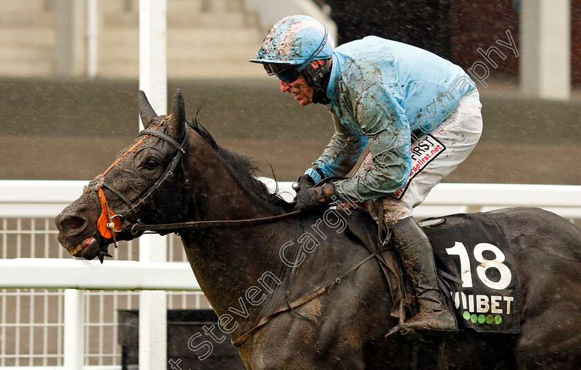 The-Shunter-0009 
 THE SHUNTER (Robbie Power) wins The Unibet Greatwood Handicap Hurdle
Cheltenham 15 Nov 2020 - Pic Steven Cargill / Racingfotos.com