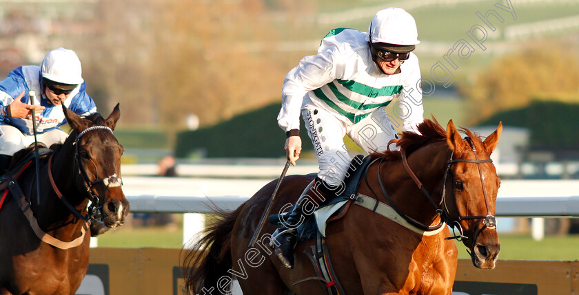 Baron-Alco-0006 
 BARON ALCO (Jamie Moore) wins The BetVictor Gold Cup
Cheltenham 17 Nov 2018 - Pic Steven Cargill / Racingfotos.com