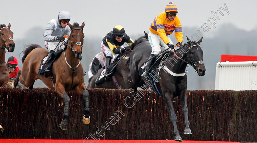 Gold-Present-0004 
 GOLD PRESENT (right, Nico de Boinville) wins The Sir Peter O'Sullevan Memorial Handicap Chase Newbury 2 Dec 2017 - Pic Steven Cargill / Racingfotos.com