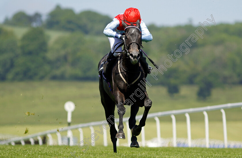 Greg-The-Great-0002 
 GREG THE GREAT (Georgia Dobie) wins The Cazoo Handicap
Chepstow 27 May 2022 - Pic Steven Cargill / Racingfotos.com