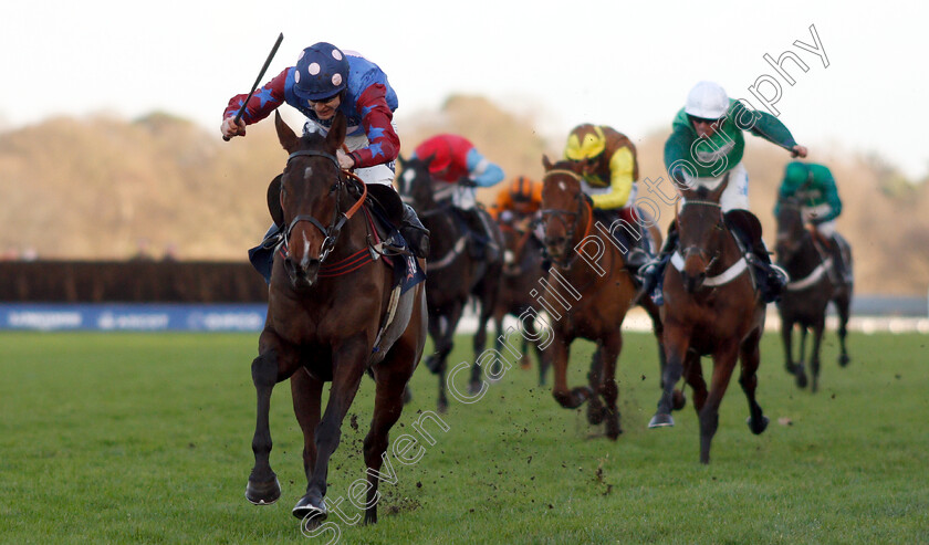 Paisley-Park-0004 
 PAISLEY PARK (Aidan Coleman) wins The JLT Long Walk Hurdle
Ascot 22 Dec 2018 - Pic Steven Cargill / Racingfotos.com