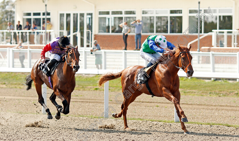 Decisive-Edge-0003 
 DECISIVE EDGE (William Buick) beats COLLINSBAY (left) in The tote Placepot Your First Bet EBF Novice Stakes
Chelmsford 20 Sep 2020 - Pic Steven Cargill / Racingfotos.com